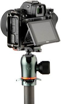 3 Legged Thing ZELDA Dedicated L bracket for Nikon Z Series Cameras