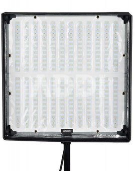 Amaran F22x