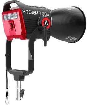 Aputure Storm 700x