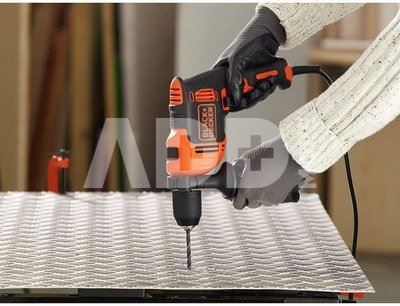 BLACK & DECKER | Rotary Hammer | BEH710-QS | 710 W