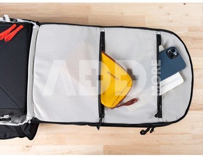 Everything Backpack - 28L Weekender - Black