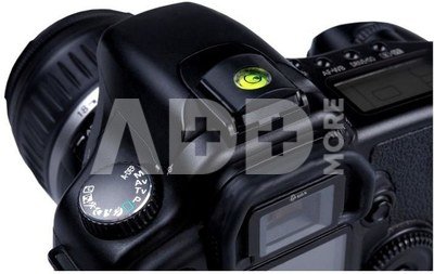 Hotshoe cover with spirit level