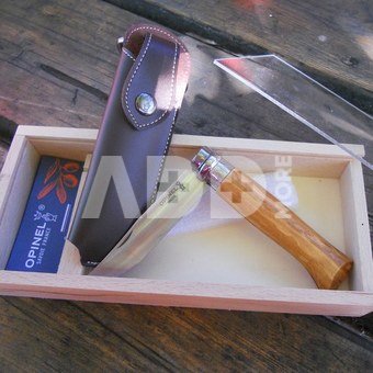 KNIFE OPINEL CLASSIC NR 8 STAINLES STEEL OLIVE WOOD GIFT BOX
