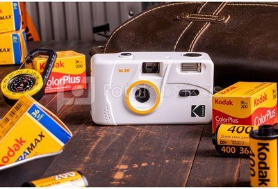 Kodak M38 reusable camera (Clouds White)