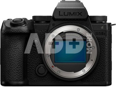 Panasonic Lumix S5 IIX + 14-28mm