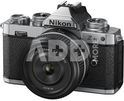 Nikon Z fc + 28mm F2.8 Z (SE)