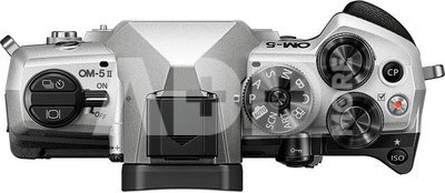 OM System OM-5 Mark II + 12-45mm PRO (silver)