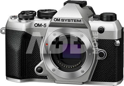 OM System OM-5 Mark II + 14-150mm II (silver)
