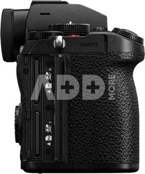 Panasonic Lumix S5D + 18-40mm