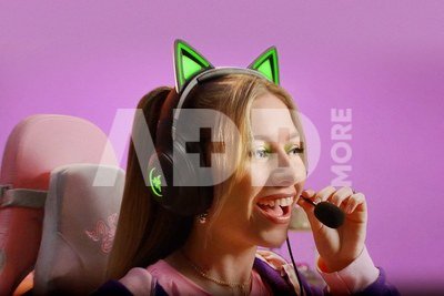 Razer Headset Kraken Kitty V2 Microphone, Black, Wired, On-Ear, Noise canceling