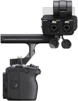 Sony FX30 su XLR rankena