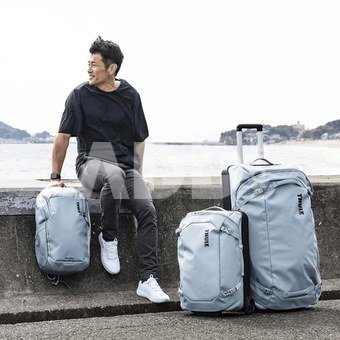 Thule 4988 Chasm Wheeled Duffel Bag 110L Pond Gray