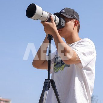 Ulanzi MT 60 Carbon Fiber Travel Tripod