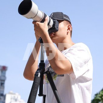 Ulanzi MT 61 Carbon Fiber Travel Tripod