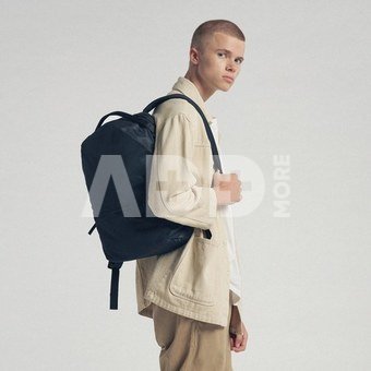 Urth Arkose 20L Backpack + Camera Insert (Black)