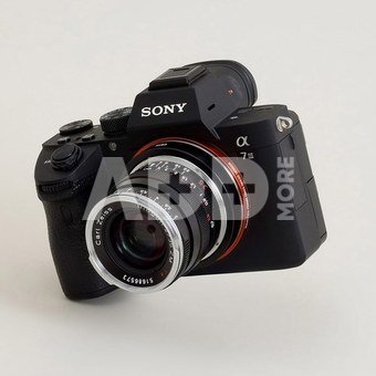 Urth Lens Mount Adapter: Compatible with Leica M Lens to Sony E Camera Body