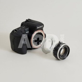 Urth Lens Mount Adapter: Compatible with M42 Lens to Sony A (Minolta AF) Camera Body