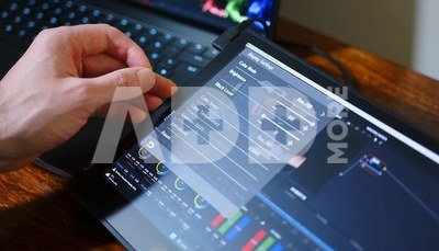 Wacom graphics tablet Movink 13 Touch