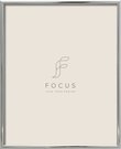 Focus Lily Silver 30x40