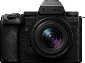 Panasonic Lumix DC-S5 IIX + 18-40mm
