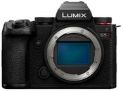 Panasonic Lumix S5 II + 24-105 F4