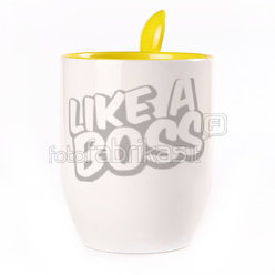 A cup with a spoon. Yellow (250 ml)