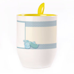 A cup with a spoon. Yellow (250 ml)