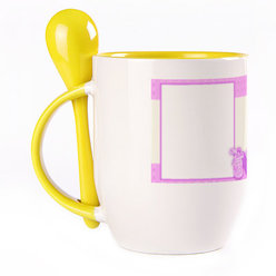 A cup with a spoon. Yellow (250 ml)