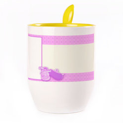 A cup with a spoon. Yellow (250 ml)