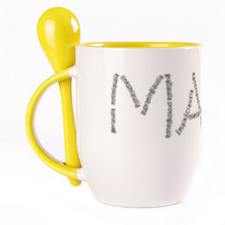 A cup with a spoon. Yellow (250 ml)