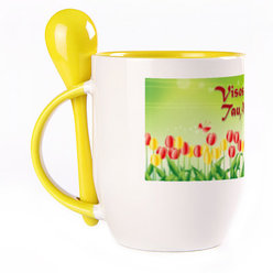 A cup with a spoon. Yellow (250 ml)