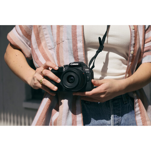 Canon EOS R10 + RF-S 18-45 mm