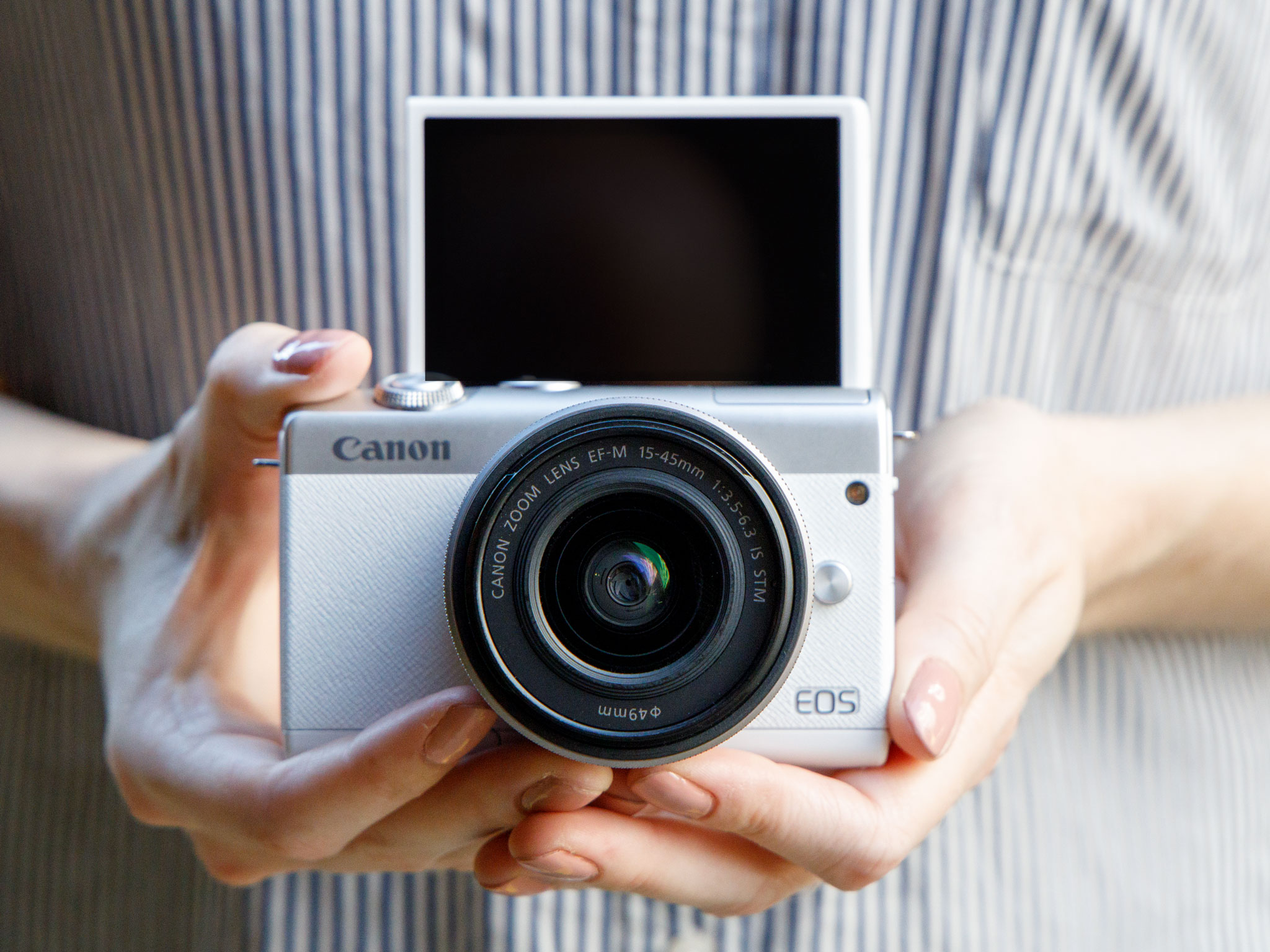 Canon EOS M200 Body (White)